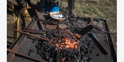 Cảng than Abbot Point của Úc hoạt động trở lại sau bão