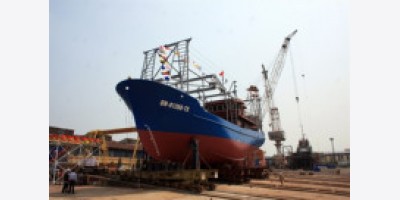 Quảng Ninh siết chặt giám sát cơ sở đóng tàu vỏ thép