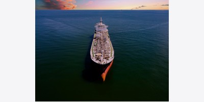 Mỹ dự báo eo biển Hormuz sớm hoạt động trở lại, áp lực giá dầu có thể giảm